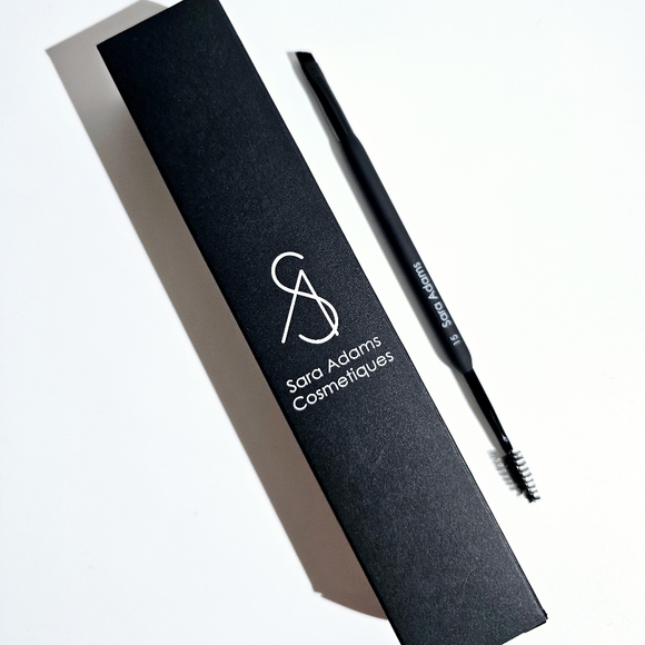 Sara Adams Cosmetiques Angled Definer & Eyebrow Brush #15 - Picture 2 of 7